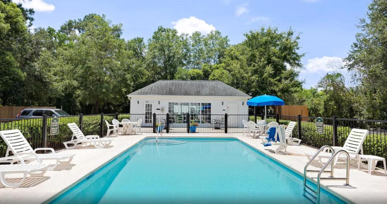 Baymont By Wyndham Jacksonville/Butler Blvd Εξωτερικό φωτογραφία
