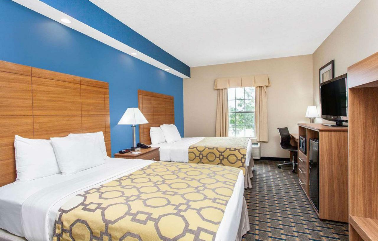 Baymont By Wyndham Jacksonville/Butler Blvd Εξωτερικό φωτογραφία